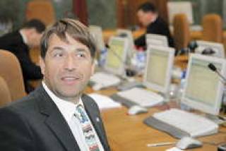 Артис Кампарс уверяет, что он против новых налогов.
