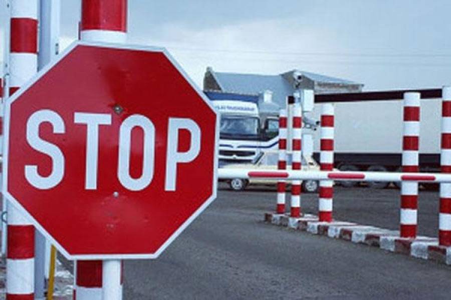 Призрак массового банкротства: автоперевозчики напоролись на российские санкции
