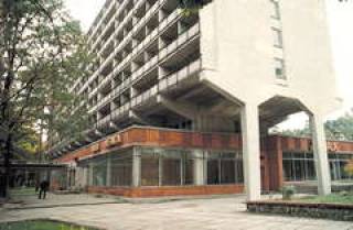 Linstow Varner тормозит с Jurmala