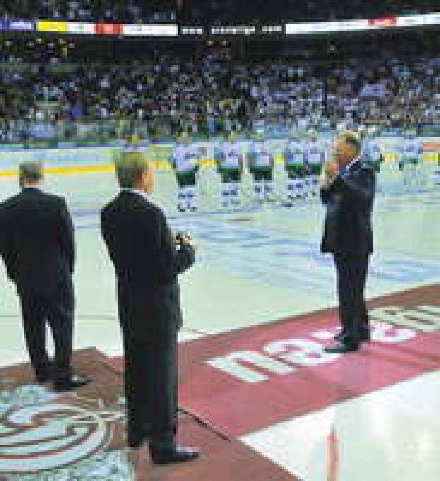 Депутат Сейма Гунтис Улманис владеет акциями хоккейного клуба "Динамо-Рига".