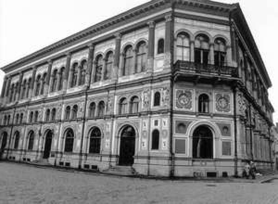 Биржевые акции распродаются