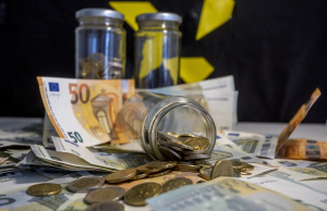 Госдолг Латвии на душу населения составляет 10 600 евро