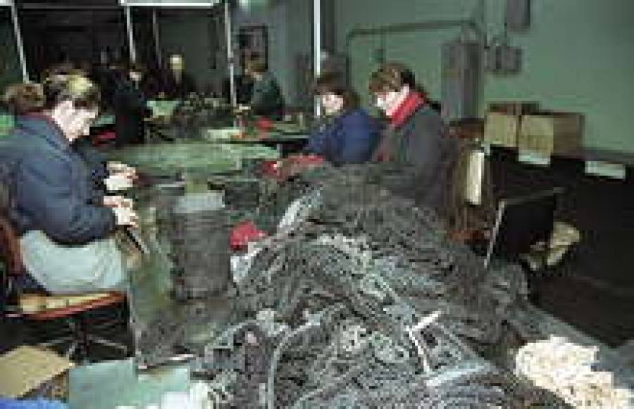Работа на заводе приводных цепей продолжается вопреки бездеятельности госструктур.