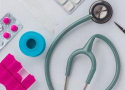 Латвийцы стали чаще жаловаться на вред, причиненный их здоровью