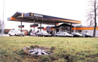 Машины опоили &quot;зельем&quot;. Компанию Statoil Latvia подвели &quot;плохие&quot; поставщики?