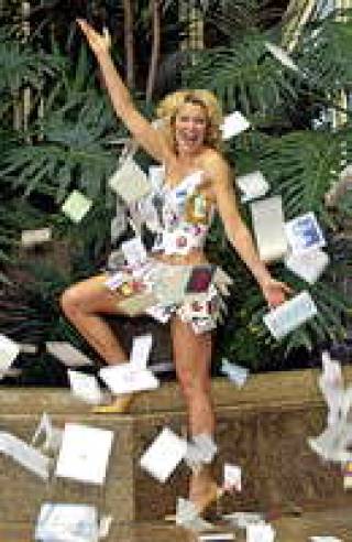 Пора отправлять поздравления