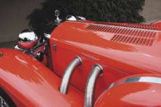 Каждый год выставочный зал на Кипсале превращается в огромное мотошоу.