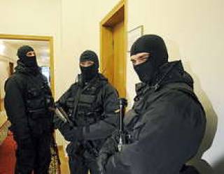 Сотрудникам Финансовой полиции скоро не к кому будет ходить.