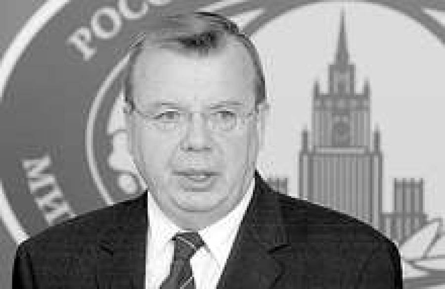 Российский посол в Великобритании Юрий Федотов одним из первых узнал имена своих коллег — четырех российских дипломатов, которые должны будут покинуть Великобританию.