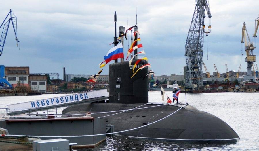 Большая дизель-электрическая подводная лодка Б-261 «Новороссийск» проекта 06363.