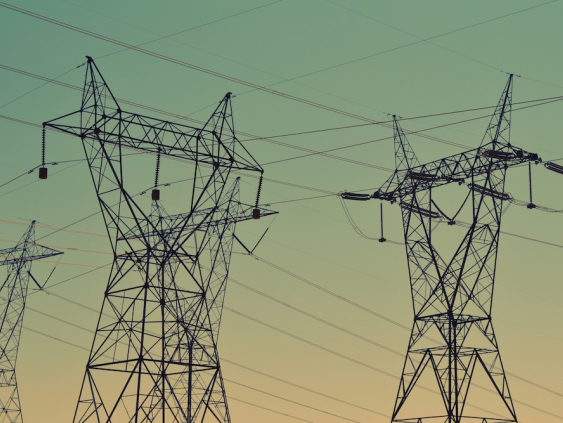 Средняя цена на электроэнергию в Латвии на прошлой неделе выросла