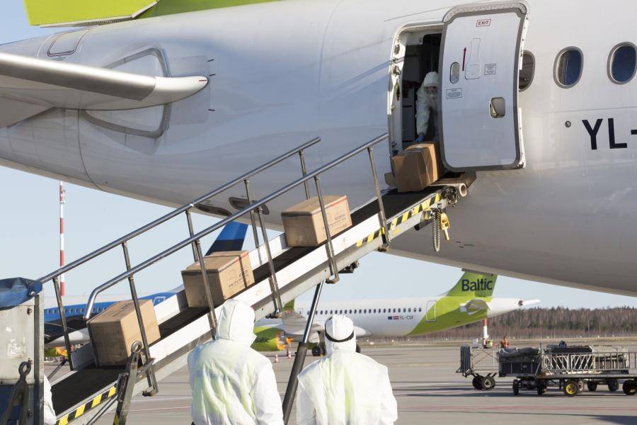 airBaltic погорячился: никаких полетов с 13 мая не будет