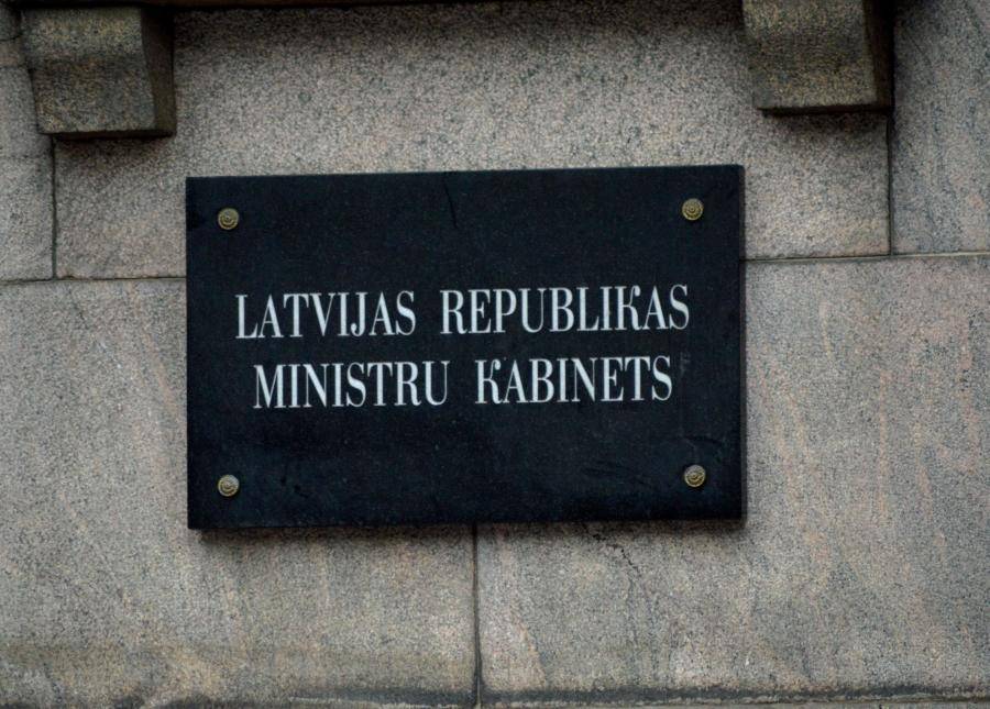 Оценка работы правительства достигла максимально высокого уровня. Но в минусах