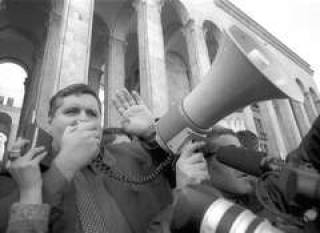Новая митинговая революция в Грузии