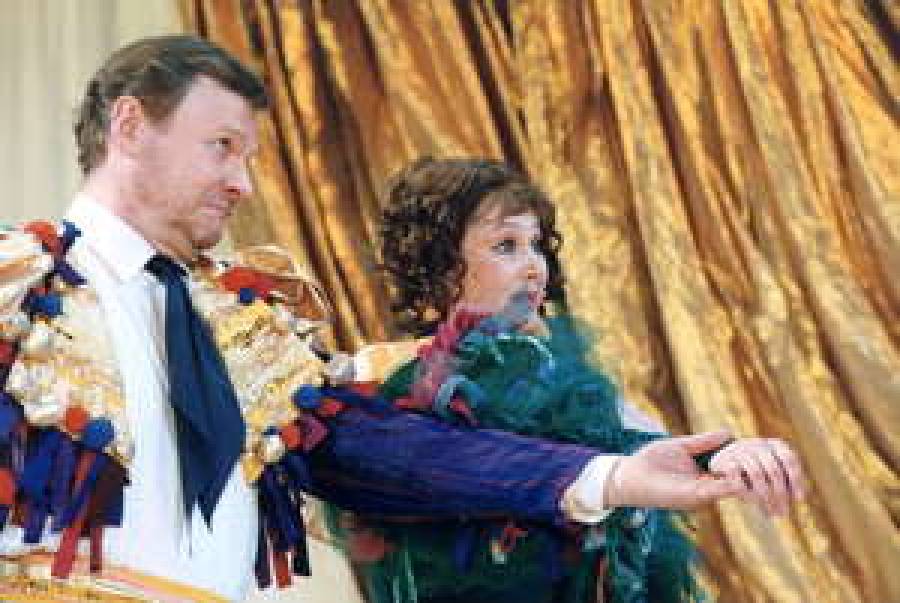  Кречинский готов вести под венец Лидочку Муромскую. 