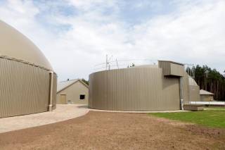 Производство биогаза АО Agrofirma Tērvete.