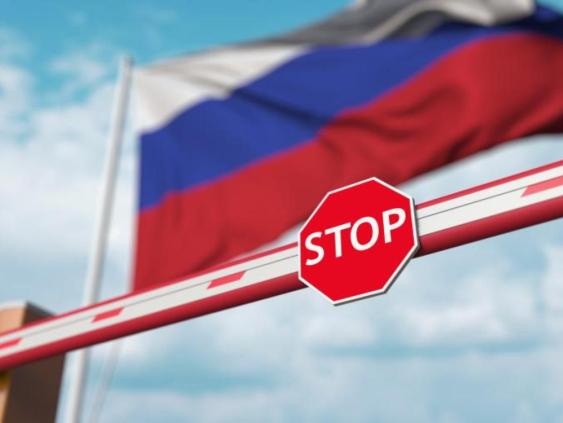 Европарламент призвал ЕС ввести эмбарго на российский СПГ