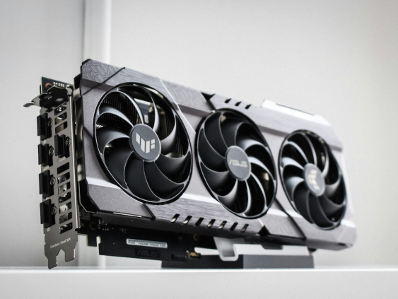Инвесторы ждут отчет Nvidia и следят за переговорами по Ирану