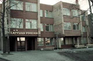 Latvijas finieris за полгода заработал 4 млн. латов