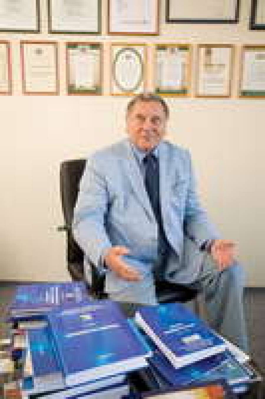 Айвар Крастиньш: &quot;Грузовые перевозки пострадали от кризиса, как и другие сферы народного хозяйства, но сейчас СГД остро нуждается в специалистах&quot;.