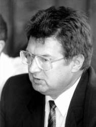 Чем дальше в лес, тем больше лесорубов. Так считает банкир Владимир Кулик
