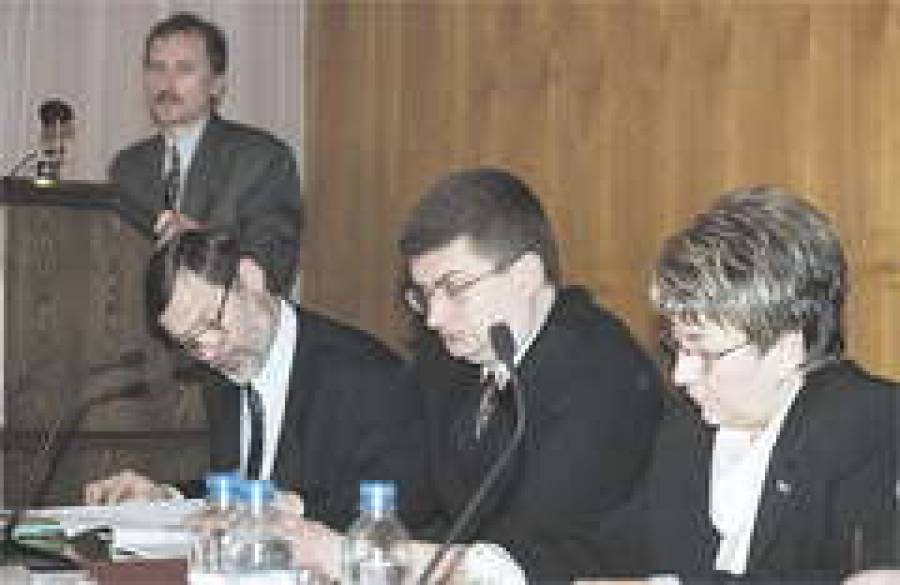  Прокуроры за работой.