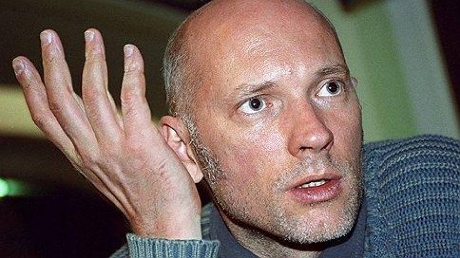 За что не пускают в Россию режиссера, контрразведчика и депутата?