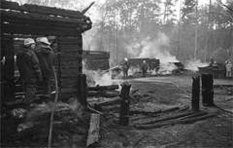 Курземское подворье в огне