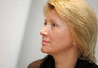 Плауде вышла из магазина