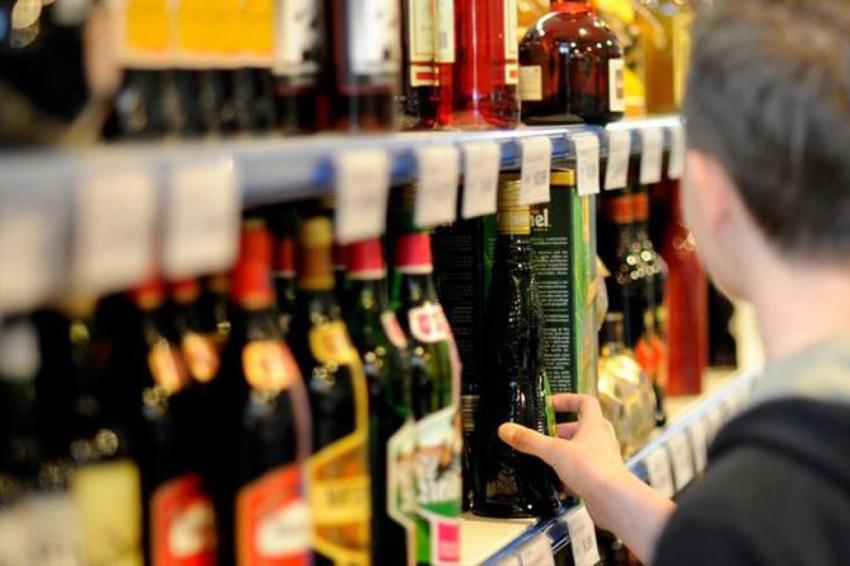 Правила продажи алкоголя: одно из предложений – запретить продавать пьяным