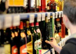 Правила продажи алкоголя: одно из предложений – запретить продавать пьяным