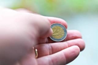 Беженка из Украины в отчаянии: за работу в Латвии ей платят 2 евро в день!