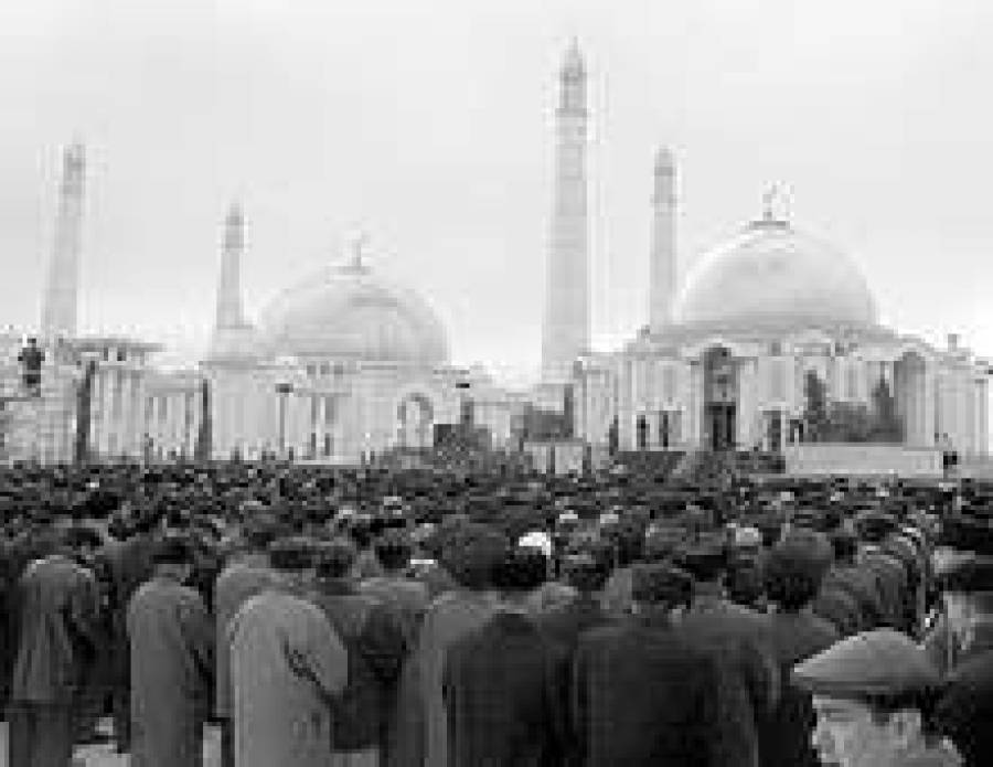 В день рождения Ниязова выберут нового главу