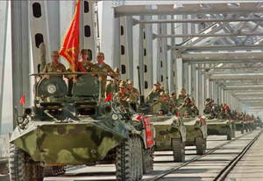  Так советские войска в мае 1988 года уходили из Афганистана. 