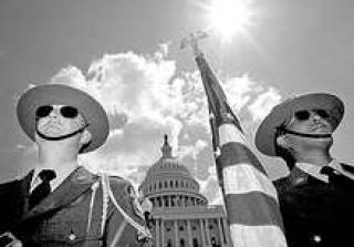 Полиции США свяжут руки.