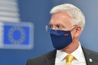 Кариньш: Латвия выступает за целевые санкции против должностных лиц Белоруссии