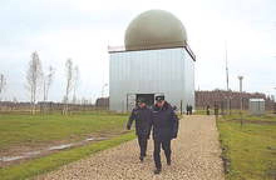 Уже действующий локатор TPS-117 в Аудрини.