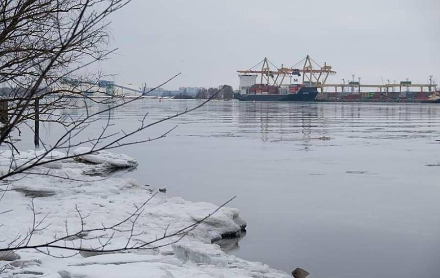 Грузооборот портов Латвии в январе уменьшился на 9,7%