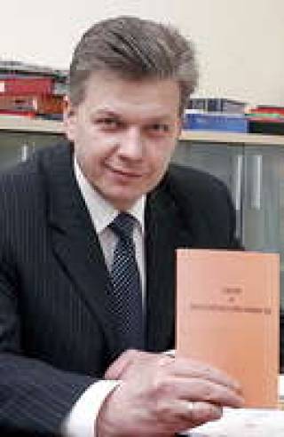 Янис Бирзулис: “Предприятия отказываются от процесса правовой защиты и пытаются бороться самостоятельно до последнего момента, когда остается только один выход — банкротство”.