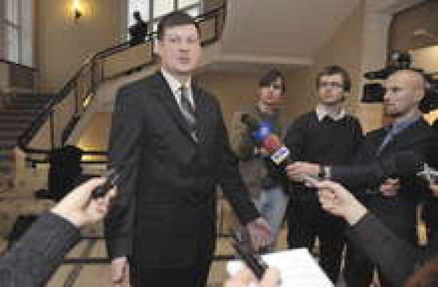 Не исключено, что Гирту Тренцису придется взяться за  метлу.