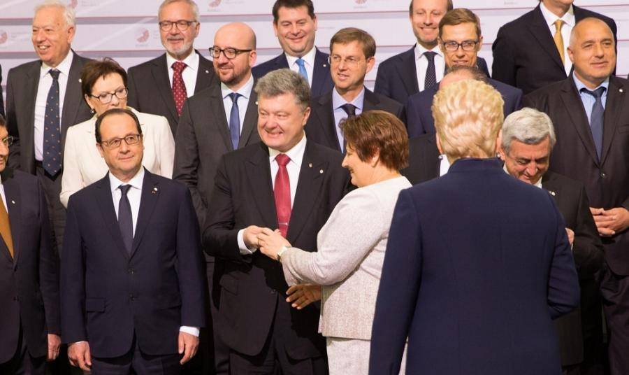 Премьер Страуюма - президенту Порошенко: &quot;Все что могу...&quot;