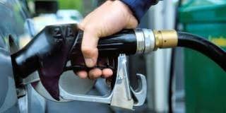 В Латвию ввезено на 4,8% меньше бензина и на 12,5% меньше дизельного топлива