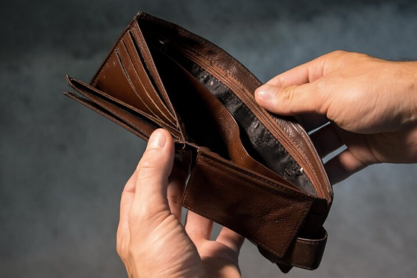 Риску бедности в прошлом году в Латвии были подвержены 21,6% населения