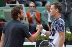 Эрнест Гулбис на пути к полуфиналу не пожалел и чеха Томаша Бердыха.