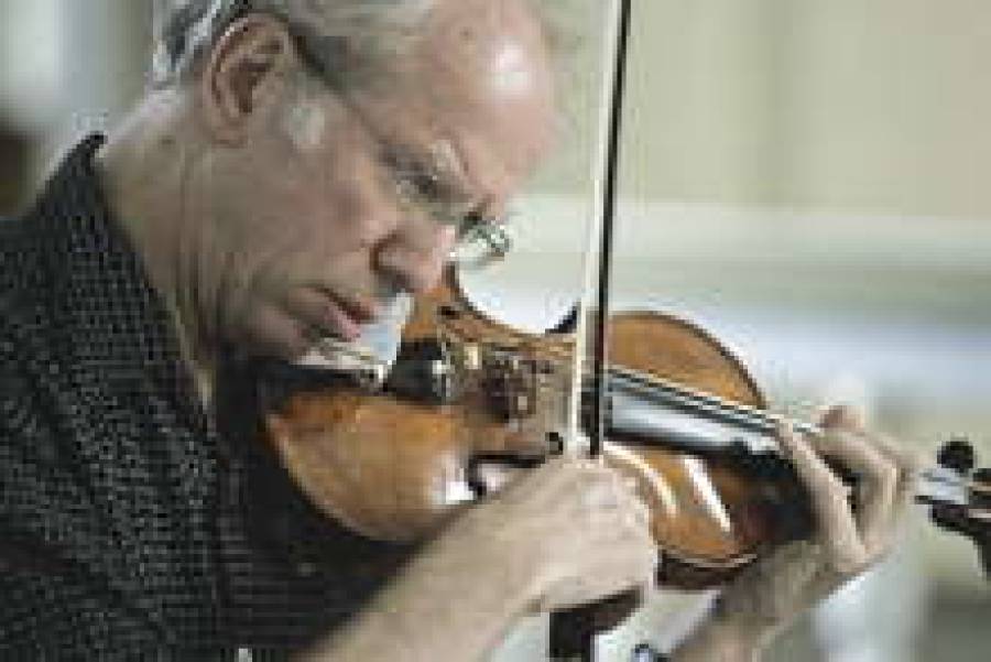 Кремер начинает и выигрывает