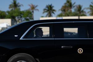 Геополитика развернула рынки: акции вверх, нефть вниз