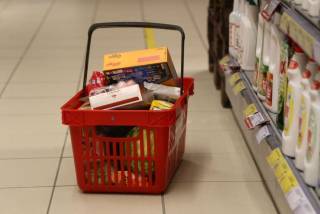 В Латвии продолжится рост цен на продукты питания - эксперт