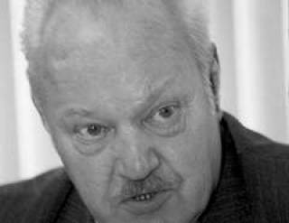  Алдис ЗИЦМАНИС, председатель правления Конфеде рации промышленности.