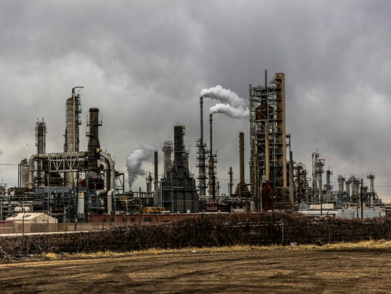 Нефть растёт, фондовые рынки теряют уверенность