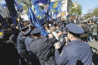 Вчера в Киеве было неспокойно.